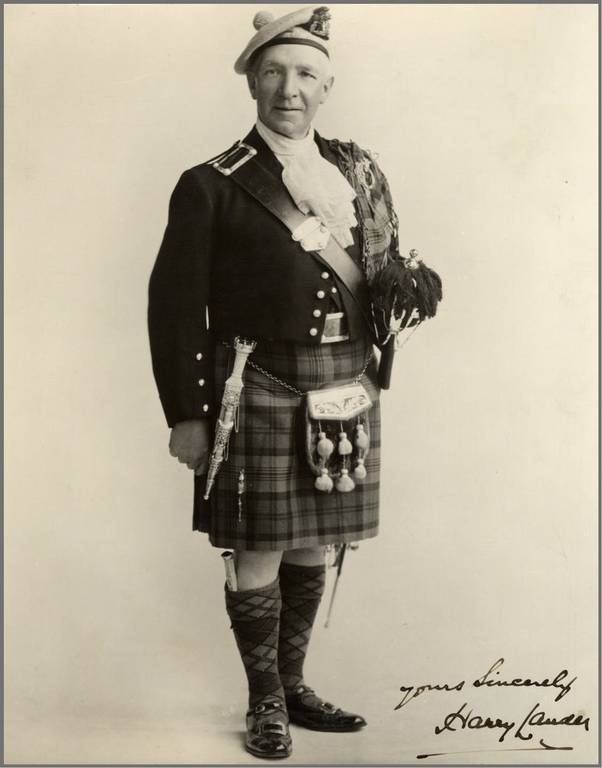 Photo of photos/Henry McLennan Lauder in kilt portrait